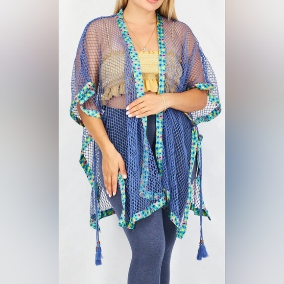 💕Steve Madden Women’s Open Weave Topper Blue One Size Flower Print Trim New - Picture 2 of 6